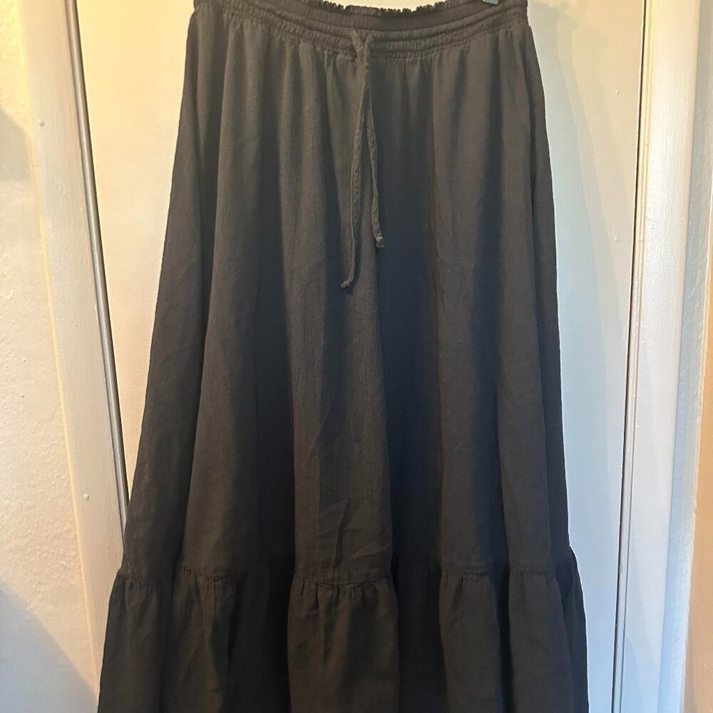 Aerie Midi Length, Black Boho Skirt; Size M